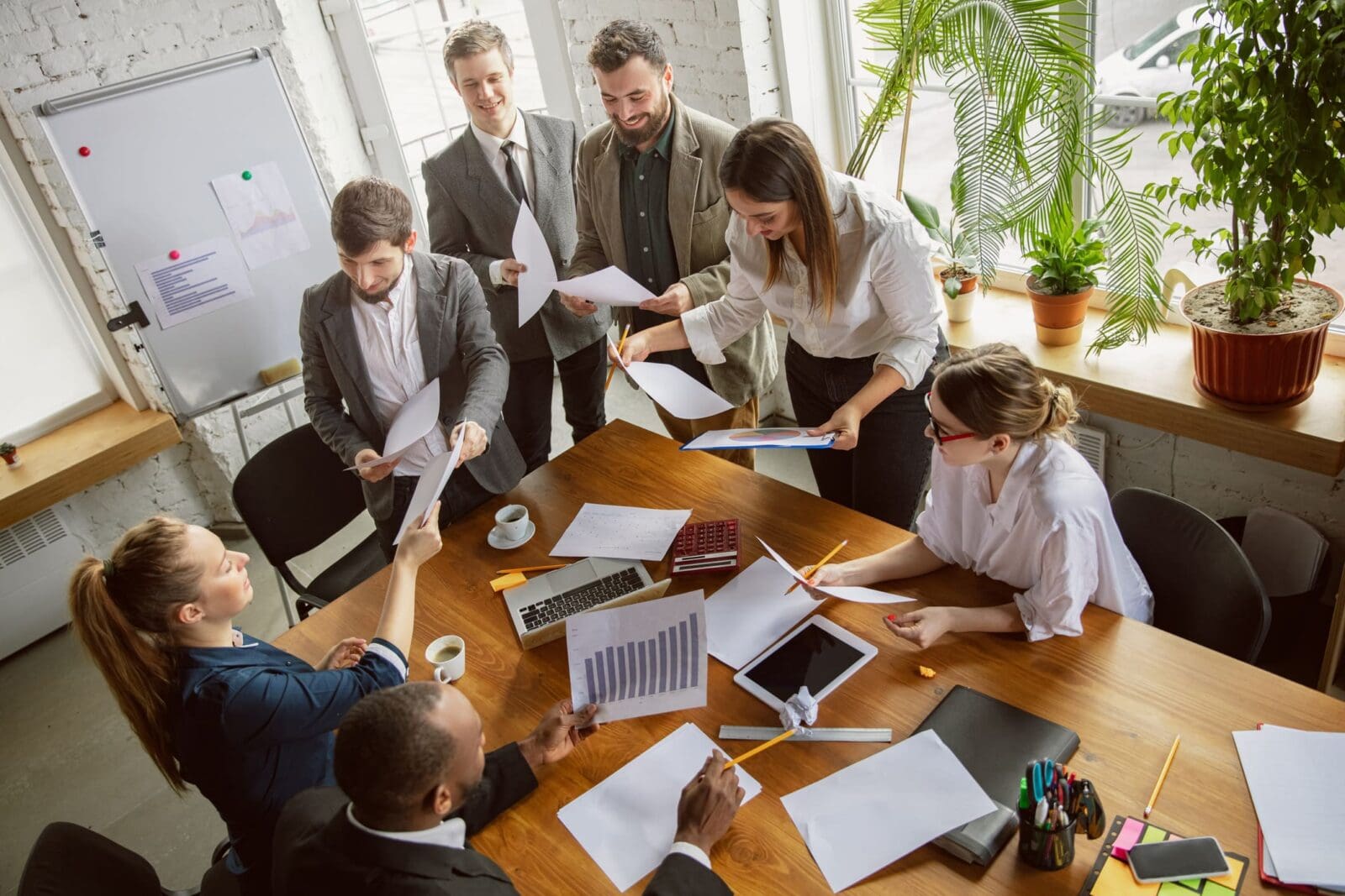A Measures Team where everyone is engaged in working together on KPIs. Credit: https://www.istockphoto.com/portfolio/master1305?mediatype=photography