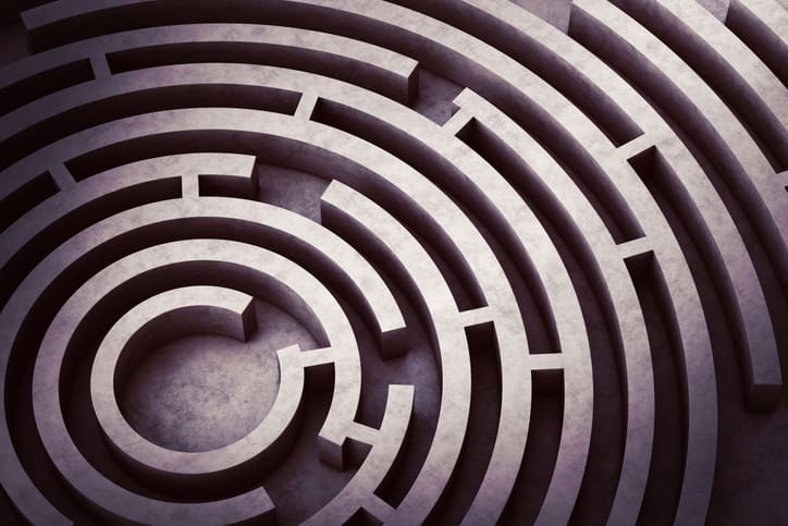 Image from above of a circular maze.